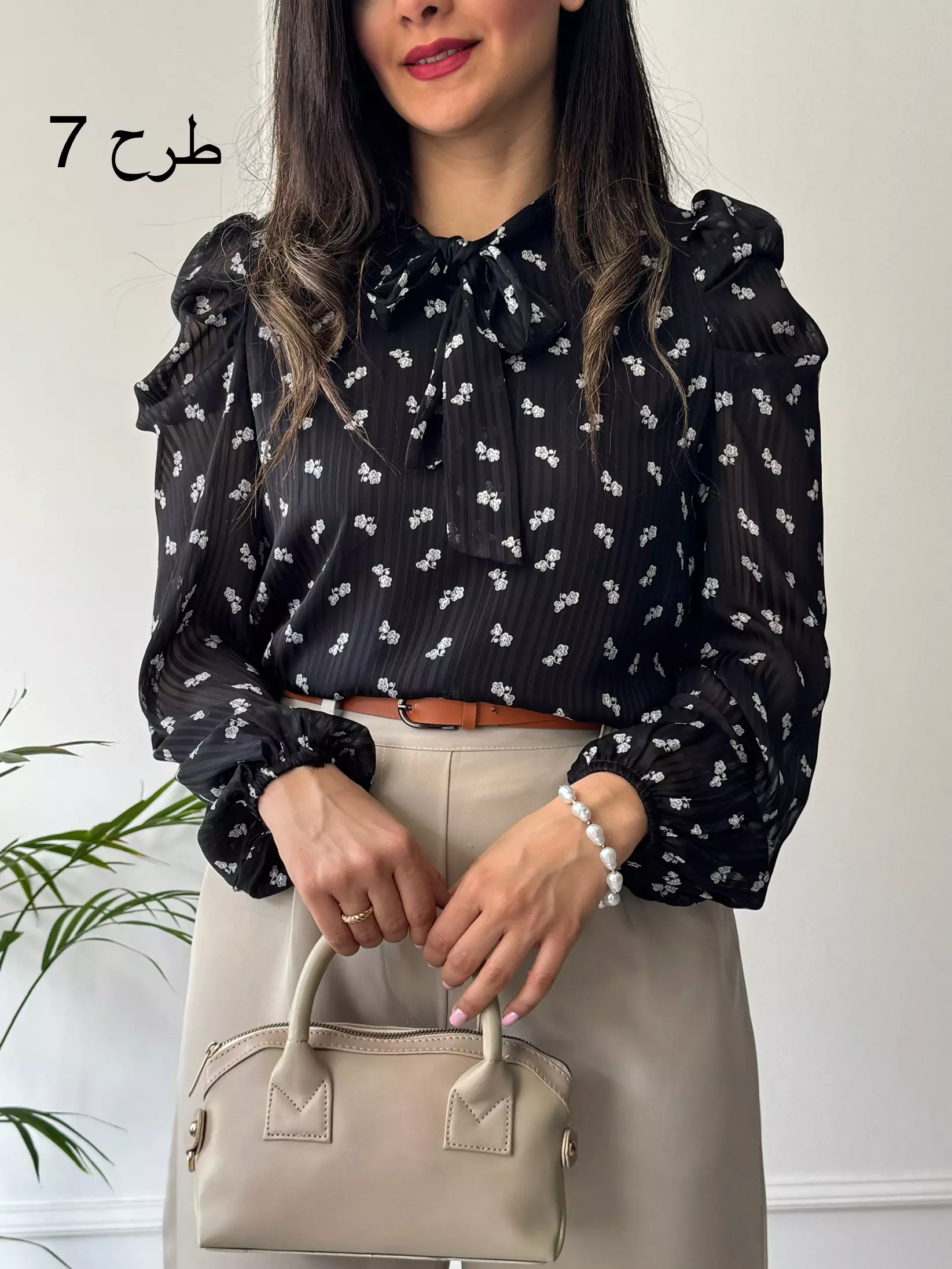 شومیز یقه کراواتی